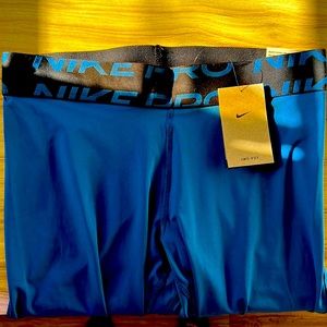 NWT Nike Pro tights